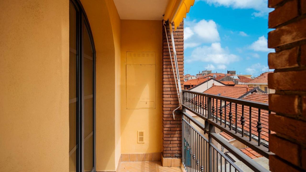 Apartamento Dei Mille 31 B Albenga Exterior foto