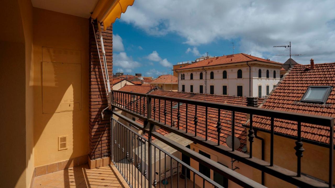Apartamento Dei Mille 31 B Albenga Exterior foto